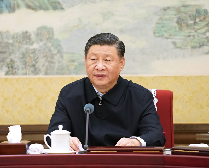 12月26日至27日，中共中央政治局召開(kāi)“不忘初心、牢記使命”專(zhuān)題民主生活會(huì)，中共中央總書(shū)記習(xí)近平主持會(huì)議并發(fā)表重要講話(huà)。新華社記者 李學(xué)仁 攝
